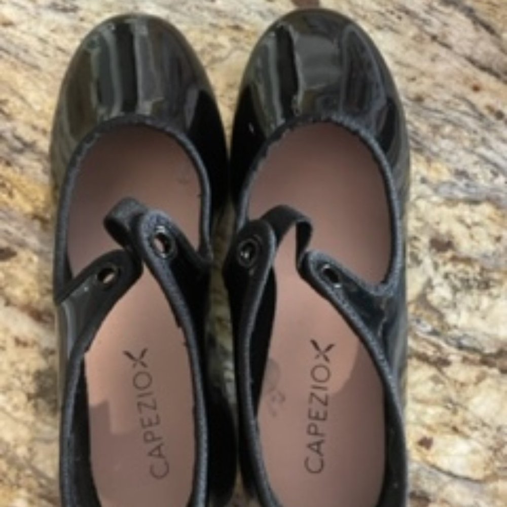 Girls Capezio Tap Shoes Black